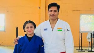 Glasgow 2026: UP Police Asmita Dey Storms into Women's 48kg Judo Final, A Win Away from Gold Medal