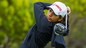 Diksha Dagar Lone Indian to Make Cut at Women’s Scottish Open, Trails Leader Jenny Shin