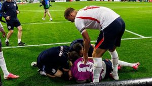 'It Looks Really Bad': Jordan Henderson's World Cup Celebrations End in Hospital After Freak Accident