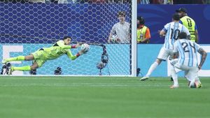 Lionel Messi Elongates Unwanted World Cup Record with Penalty Miss against Egypt