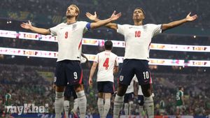 England Beat Mexico 3-2 To Reach World Cup Quarter-Finals As Bellingham And Kane Shine