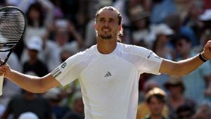 Wimbledon 2026: Zverev sees off Lehecka to reach first Wimbledon quarter-final