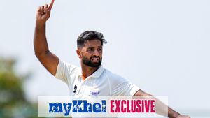 Auqib Nabi's Biggest Advantage is His Attitude, Will to Learn and Improve: Former J&K Bowling Coach P Krishna Kumar | Exclusive