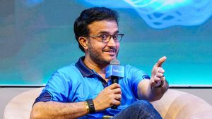 Delhi Capitals Set for Major Overhaul in IPL 2027? Ganguly, Yuvraj Singh Fuel Coaching Revamp Buzz