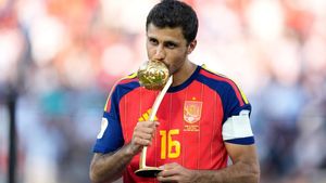 ‘It’s a dream’: Rodri arrives to seal €76.5m FC Barcelona move