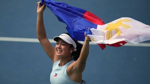 US Open: Alex Eala Draws On Strong Filipino Support As She Storms Into Second Round With Straight-Sets Win On Mary Stoiana