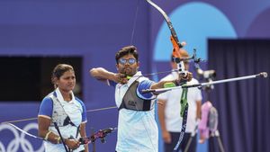 “Peak Form Of His Life”: Dola Banerjee Hails Dhiraj’s WC Triumph As Archers Get a Golden Lifeline ahead of Asian Games 