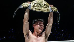 Rambolek Learned Of His ONE Title Fight While Collecting Alms