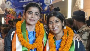 From the Hockey Field to the Big Screen: Why Savita Punia Wants Priyanka Chopra to Tell Her Story?
