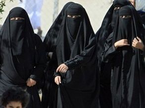 സൗദി വനിതകള്‍ക്ക് ഇനി ഫുട്‌ബോള്‍ കാണാം