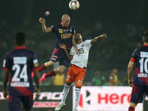 ഐഎസ്എല്‍: പൂനെയെ തോല്‍പ്പിച്ച് കൊല്‍ക്കത്ത സെമിയില്‍