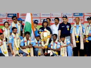 കണ്ണ് കാണുന്ന ധോണിയും കൂട്ടരും കാണണം... അന്ധക്രിക്കറ്റില്‍ ഇന്ത്യയ്ക്ക് എഷ്യാകപ്പ്