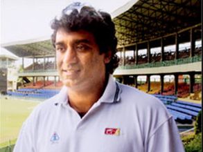 ഇന്ത്യ വൈറ്റ്‌വാഷിനൊരുങ്ങുന്നു; ബൗളിങ് കോച്ചിനെ മാറ്റി ശ്രീലങ്കയുടെ പരീക്ഷണം