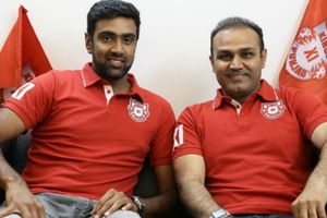 അശ്വിനെ ക്യാപ്റ്റനാക്കാന്‍ കാരണം കപില്‍, അക്രം!! 90 ശതമാനം പേരും യുവിക്കൊപ്പം, വെളിപ്പെടുത്തി സെവാഗ്