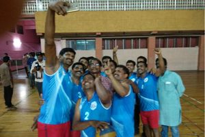 വോളിബോള്‍ പ്രേമികള്‍ തിരയുന്നു, ടോം എവിടെ; അര്‍ജുന അവാര്‍ഡ് ജേതാവിനോട് പക തീര്‍ത്ത് ദേശീയ വോളിയുടെ സംഘാടകര്‍