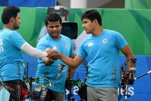 ഏഷ്യന്‍ ഗെയിംസ്; അമ്പെയ്ത്തില്‍ ഇന്ത്യന്‍ പുരുഷന്മാര്‍ക്ക് വെള്ളി