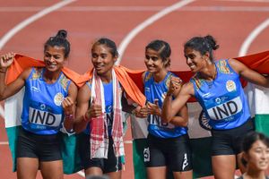 ഏഷ്യന്‍ ഗെയിംസിലെ സ്വര്‍ണജേതാവ് വിസ്മയയുടെ പ്രകടനം അമ്മ കണ്ടില്ല; വീടുപോലും സ്വന്തമായില്ല