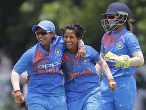 ശ്രീലങ്കയെ വീണ്ടും നാണം കെടുത്തി ഇന്ത്യന്‍ വനിതകള്‍; ടി20യില്‍ തകര്‍പ്പന്‍ ജയവുമായി പരമ്പര സ്വന്തം