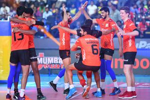 പ്രോ വോളി ലീഗില്‍ സെമി ലൈനപ്പായി; കാലിക്കറ്റിന് മുംബൈ, കൊച്ചിക്ക് ചെന്നൈ