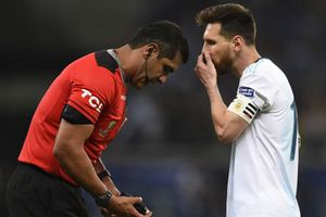 ബ്രസീലിനുവേണ്ടി റഫറി കളിച്ചോ?; കടുത്ത ആരോപണവുമായി മെസ്സിയും അര്‍ജന്റീനയും