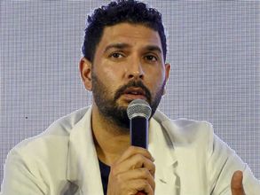 ലോകകപ്പ്: ഇന്ത്യന്‍ പുറത്താവല്‍... കട്ട കലിപ്പില്‍ യുവി, അവനോട് ചെയ്തത് അനീതി!!