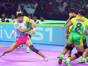 പ്രോ കബഡി ലീഗ്; വിജയക്കുതിപ്പുമായി പിങ്ക് പാന്ഥേഴ്‌സ്, ഇഞ്ചോടിഞ്ചില്‍ ബെംഗളുരു ബുള്‍സ്