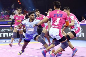 പ്രോ കബഡി ലീഗ്; 14 മത്സരങ്ങള്‍ക്കുശേഷം ഒരു ജയവുമായി തലൈവാസ്, ടൈറ്റന്‍സിന് തോല്‍വി