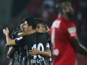 ISL: വന്നു, കണ്ടു, കീഴടക്കി — നോര്‍ത്ത് ഈസ്റ്റിനെതിരെ കൊല്‍ക്കത്തയ്ക്ക് തകർപ്പൻ ജയം