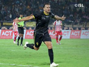 ISL: സമനില ചോദിച്ചു വാങ്ങി ഹൈദരാബാദ്, കൊല്‍ക്കത്ത കഷ്ടിച്ച് രക്ഷപ്പെട്ടു