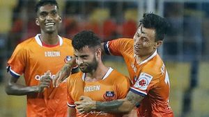 ISL: കോറോയ്ക്കു ഡബിള്‍, മുംബൈയെ മുക്കി ഗോവന്‍ തേരോട്ടം (5-2)