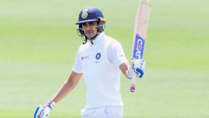 83, 204*, 107*... ഇന്ത്യ എയ്ക്കു വേണ്ടി നിറഞ്ഞാടി ശുഭ്മാന്‍ ഗില്‍, കോലിയുടെ വിളി വൈകില്ല