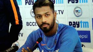 ഹാര്‍ദിക്കിന്റെ മടങ്ങിവരവ് നീളുന്നു, ന്യൂസിലാന്‍ഡിനെതിരായ ടെസ്റ്റ് പരമ്പരയ്ക്കുമില്ല