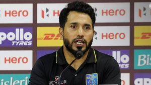 ബ്ലാസ്‌റ്റേഴ്‌സിന്റെ തോല്‍വിക്ക് കാരണം പറഞ്ഞ് സഹപരിശീലകന്‍; എന്തുകൊണ്ട് സ്റ്റേഡിയം കാലിയായി?
