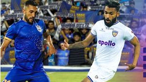 ഐഎസ്എല്ലില്‍ ഇന്ന് സൂപ്പര്‍ പോരാട്ടം; മുംബൈയും ചെന്നൈയും ജയിക്കുന്നവര്‍ പ്ലേ ഓഫില്‍