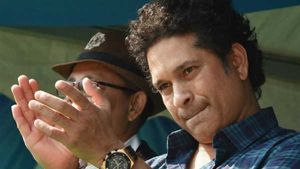 അവനാണ് തന്റെ അപരന്‍... സാമ്യത തോന്നി, പിന്‍ഗാമിയെക്കുറിച്ച് സച്ചിന്‍, അത് ഇന്ത്യന്‍ താരമല്ല!!