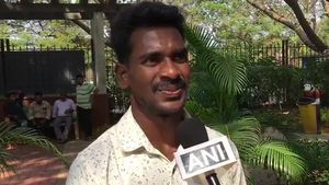 ട്രാക്കില്‍ ഓടാന്‍ എത്തില്ലെന്ന് കാളയോട്ടക്കാരന്‍ ശ്രീനിവാസ; വാഗ്ദാനം നിരസിച്ചു