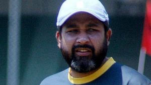 ഈ സംസാരം ഞെട്ടിക്കുന്നു; കോലിയെ വിമര്‍ശിക്കുന്നവര്‍ക്ക് മറുപടിയുമായി മുന്‍ പാക് ഇതിഹാസം