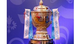 കൊറോണക്കാലത്തെ ഐപിഎല്ലിന് പണി വരുന്നു; കോടതി തീരുമാനിക്കും