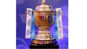 IPL 2020: പ്ലേഓഫ് മുതല്‍ സമ്മാനത്തുക പകുതി! പ്രതിഷേധിച്ച് ഫ്രാഞ്ചൈസികള്‍... ഗാംഗുലിക്കു കത്ത്