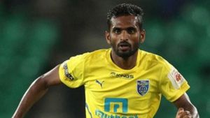 ജംഷര്‍പൂര്‍ വിട്ട് ഈസ്റ്റ് ബംഗാളിലേക്ക്? സി കെ വിനീത് പറയുന്നു