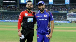 IPL: ആര്‍സിബി എന്തു കൊണ്ട് ചാംപ്യന്‍മാരാവുന്നില്ല? ചൂണ്ടിക്കാണിച്ച് രോഹിത്, ഇത്തവണ കിടു ടീം