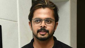 IPL 2020: ടൂര്‍ണമെന്റ് നടന്നാല്‍ കപ്പ് മുംബൈ തന്നെ നേടും! പ്ലേഓഫില്‍ ആരൊക്കെ? പ്രവചിച്ച് ശ്രീശാന്ത്