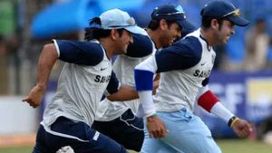 T20 World cup: നീ ആരാണെന്ന് ഓസീസിന് കാണിച്ചു കൊടുക്ക്!, ധോണിയുടെ ഉപദേശത്തെക്കുറിച്ച് ശ്രീശാന്ത്