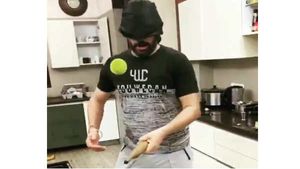അടുക്കളയിലെ 'സെഞ്ച്വറി'... ഇതു തിരുത്താമോ? സച്ചിന് യുവിയുടെ പുതിയ വെല്ലുവിളി, വീഡിയോ