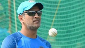 എംഎസ് ധോണി ചുവടുമാറ്റുന്നു, പരിശീലനരംഗത്തേക്ക്! ഓണ്‍ലൈന്‍ ക്രിക്കറ്റ് അക്കാദമി തുടങ്ങും