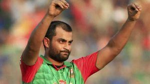 സമപ്രായം, എന്നിട്ടും... കോലി അന്നു ചെയ്തിരുന്നത് കണ്ടപ്പോള്‍ നാണക്കേട് തോന്നി- തമീം ഇഖ്ബാല്‍
