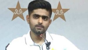 മിസ്ബാഹിനെതിരേ മുന്‍ പാകിസ്താന്‍ സൂപ്പര്‍ താരം, ബാബര്‍ ആസമിനെയും തന്നെപ്പോലെയാക്കും!