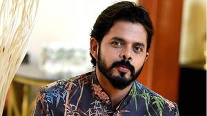 നിലവിലെ മികച്ച ഇന്ത്യന്‍ ടി20 ടീമിനെ പ്രഖ്യാപിച്ച് എസ് ശ്രീശാന്ത്; ക്യാപ്റ്റന്‍ സ്ഥാനത്ത് കോലിയല്ല