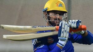 IPL 2020: ധോണി 16ന് കളിക്കളത്തില്‍ തിരിച്ചെത്തും? വേദിയാവുക ചെപ്പോക്ക് സറ്റേഡിയം