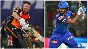 IPL 2020: ജയം തുടരാന്‍ ഡല്‍ഹി, ആദ്യ ജയം തേടി ഹൈദരാബാദ്; പോരാട്ടം കടുക്കും